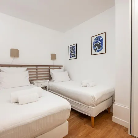 Fully Furnished Mobility Lease - Apartment *